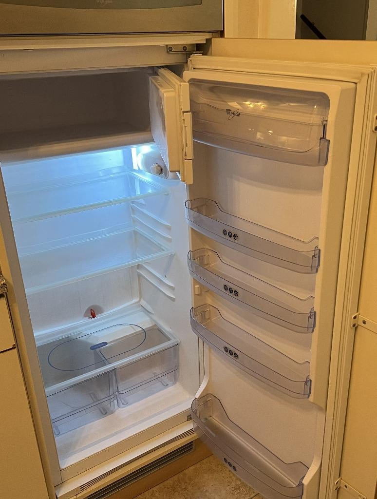 Inbouw koelkast Whirlpool, Witgoed en Apparatuur, Koelkasten en IJskasten, Ophalen, Gebruikt, 200 liter of meer, 160 cm of meer