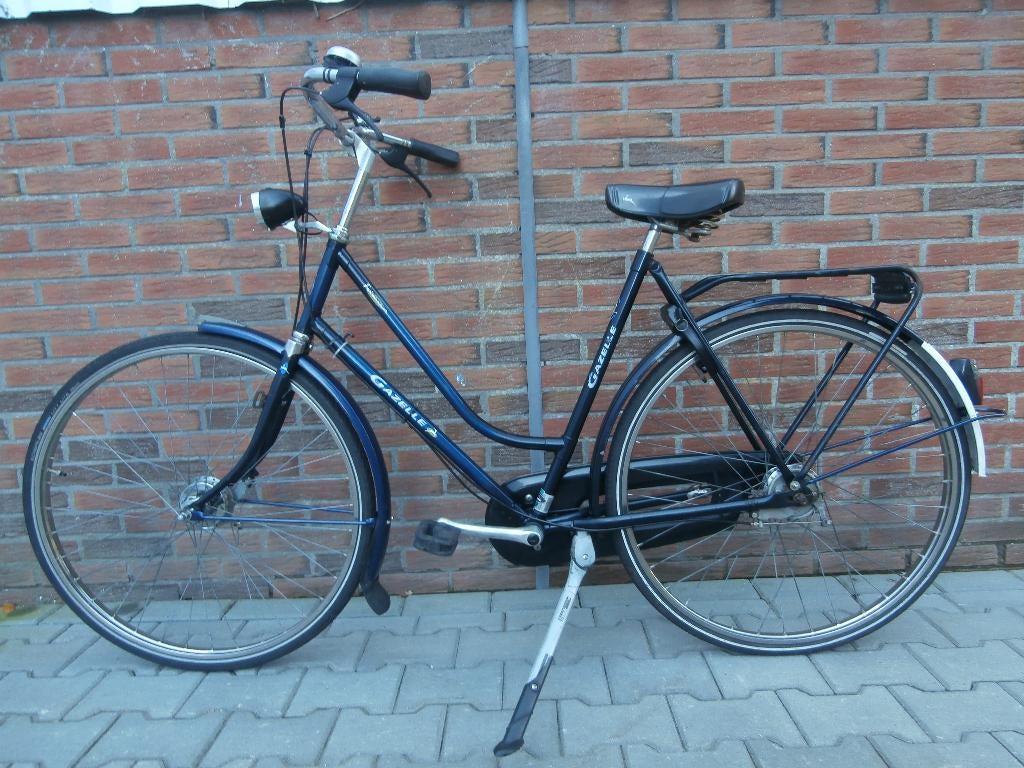 STADSFIETS! Gazelle Primeur 57 cm. met 3 versnellingen, Fietsen en Brommers, Fietsen | Dames | Damesfietsen, Ophalen, Gebruikt