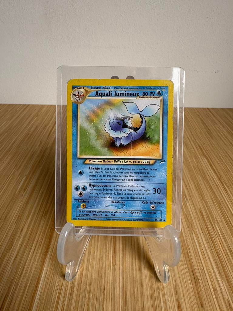2000 Pokemon Neo Destiny Light Vaporeon #52/105, Ophalen of Verzenden, Zo goed als nieuw