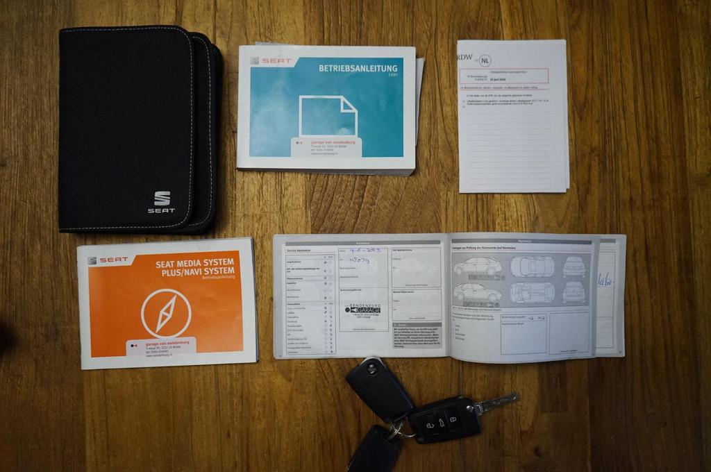 Seat Leon 2.0 TSI Cupra 280, Panodak, Clima, Navi, Camera, X, Auto's, 15 km/l, 1984 cc, Leon, Leder en Stof