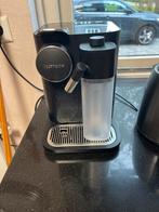 De'Longhi Nespresso Machine + Melkopschuimer - ZGAN, Koffiemachine, Ophalen of Verzenden, Zo goed als nieuw, Koffiepads en cups
