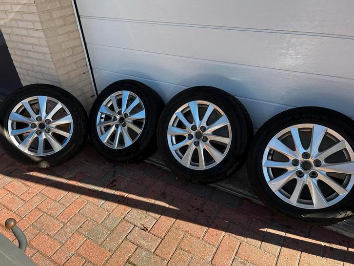 Mazda 6 17" LM Velgen met Winterbanden, Auto-onderdelen, Banden en Velgen, Banden en Velgen, Winterbanden, 17 inch, 225 mm, Personenwagen
