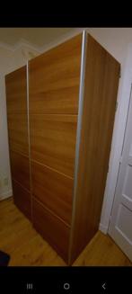 Gratis grote kast met schuifdeuren, Huis en Inrichting, Kasten | Kledingkasten, Ophalen, Gebruikt, 50 tot 75 cm, 200 cm of meer