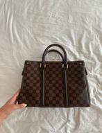 Designer bag, Sieraden, Tassen en Uiterlijk, Tassen | Damestassen, Ophalen of Verzenden, Zo goed als nieuw, Bruin, Schoudertasje