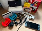 Nintendo switch OLED, Spelcomputers en Games, Spelcomputers | Nintendo Switch, Ophalen of Verzenden, Zo goed als nieuw, Met 2 controllers