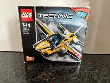 Lego Technic 42044 Vliegtuig beschikbaar voor biedingen