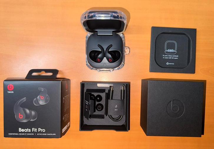 Beats Fit Pro oordopjes met noise cancelling – zwart, Telecommunicatie, Mobiele telefoons | Oordopjes, Zo goed als nieuw, Ophalen of Verzenden