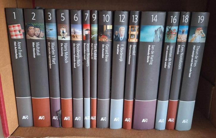 AD Nederlandse Literatuur Klassiekers (ook los te koop), Boeken, Literatuur, Zo goed als nieuw, Nederland, Ophalen