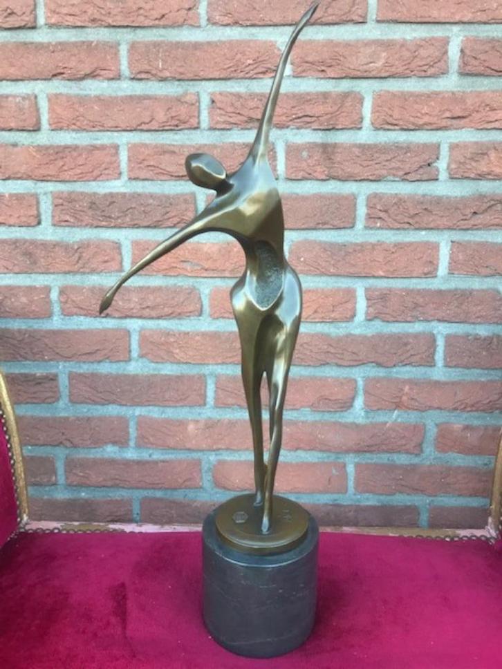 groot modern bronzen beeld, gestileerde danser, Antiek en Kunst, Kunst | Beelden en Houtsnijwerken, Ophalen of Verzenden