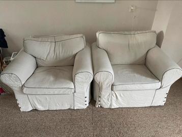 2 ruime en comfortabele fauteuils – afneembare hoezen beschikbaar voor biedingen