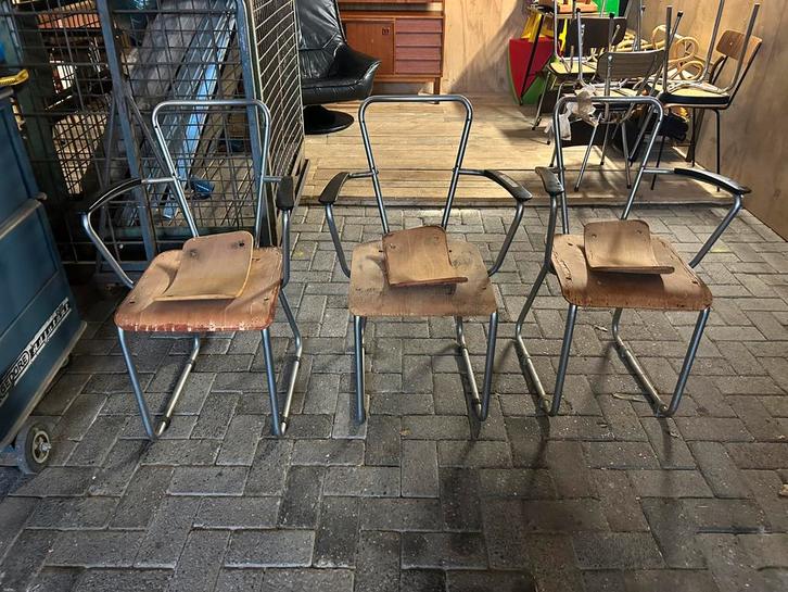 3 vintage Gispen stoelen, Huis en Inrichting, Stoelen, Gebruikt, Drie, Hout, Metaal, Bruin, Ophalen