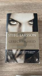 Stieg Larsson - Gerechtigheid, Scandinavië, Ophalen of Verzenden, Zo goed als nieuw, Stieg Larsson