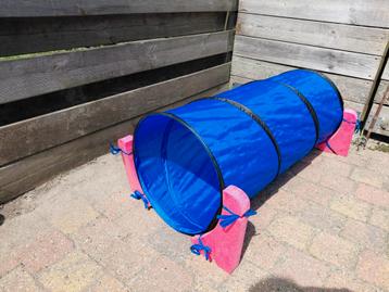 Agility tunnel kleine hond beschikbaar voor biedingen