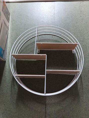 Wand decoratie rek beschikbaar voor biedingen