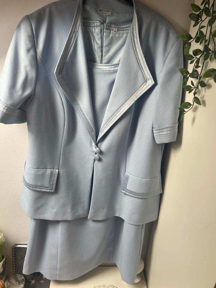 Vintage Blauw Mantelpak Maat 40/42, Kleding | Dames, Jasjes, Kostuums en Pakken, Gedragen, Kostuum of Pak, Maat 42/44 (L), Blauw