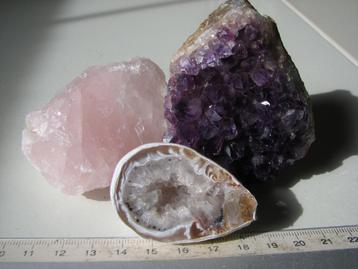 Mooie Decoratie met 3 Mineralen,Amethist,Rozenkwarts,Geode. beschikbaar voor biedingen