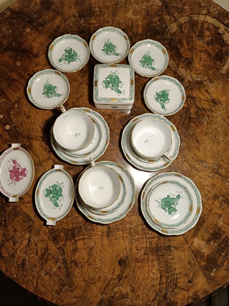 Herend theeservies en sigaardoos.Porselein (kopjes verkocht), Ophalen of Verzenden