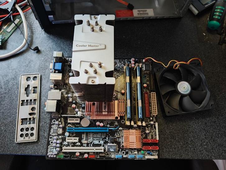 Moederbord set, inclusief CPU, Ram en cooler., Computers en Software, Moederborden, Zo goed als nieuw, Intel, DDR2, Ophalen