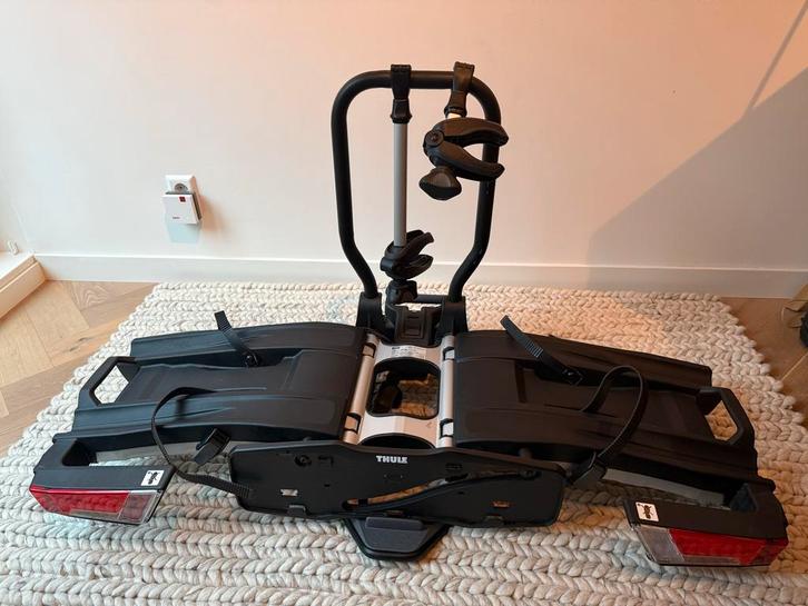 Thule Easyfold XT2 Fietsendrager FIX4BIKE, 2 elektr. fietsen, Auto diversen, Fietsendragers, Zo goed als nieuw, Trekhaakdrager