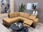 ZGAN MONTEL Tuscan Hoekbank Elektrische - Geel - 235 x 210, Huis en Inrichting, Banken | Bankstellen, Ophalen, 250 tot 300 cm