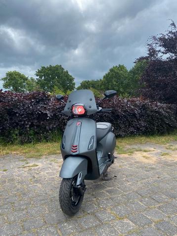 Vespa sprint - 2016 - Akrapovic - 80cc Polini - level 10 beschikbaar voor biedingen