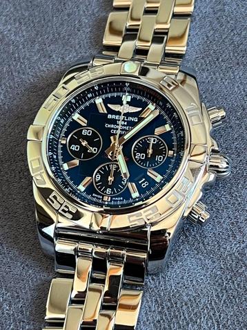 Breitling Chronomat 44 AB0110 Black Eye Blue ZÉÉR NET UNIEK beschikbaar voor biedingen