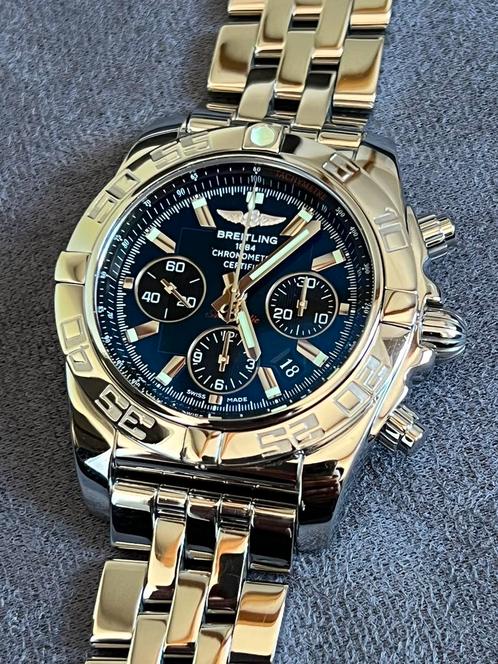 Breitling Chronomat 44 AB0110 Black Eye Blue ZÉÉR NET UNIEK, Sieraden, Tassen en Uiterlijk, Horloges | Heren, Zo goed als nieuw