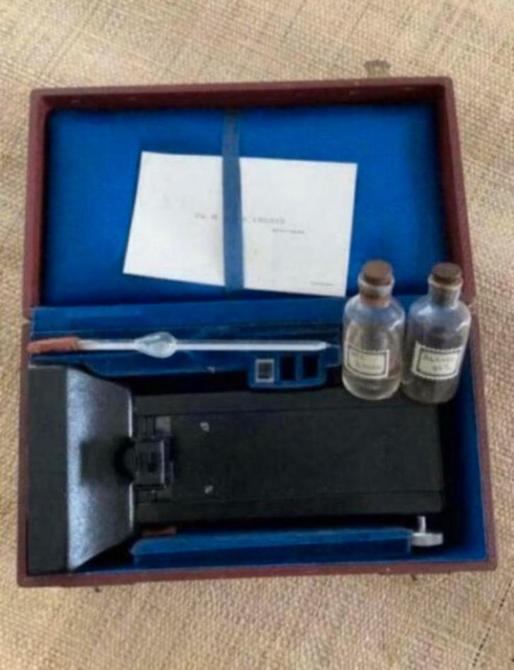 Medisch instrument bloedonderzoek Congo missie 1940, Antiek en Kunst, Kunst | Niet-Westerse kunst, Ophalen of Verzenden