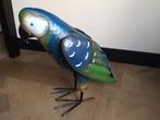 Metalen papegaai ,ara,ijzeren vogel,grijze roodstaart, Ophalen, Zo goed als nieuw, Vogel, Beeldje of Figuurtje