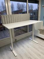IKEA Skarsta Zit-Sta bureau met akoestisch scherm, Ophalen, In hoogte verstelbaar, Gebruikt, Stabureau