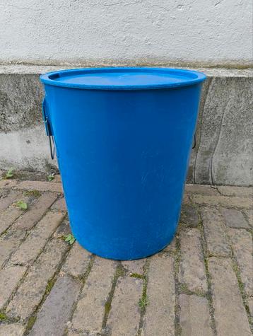 Opbergton kunststof 40cm hoog beschikbaar voor biedingen