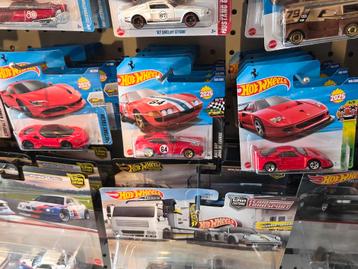 Hotwheels Ferrari modellen 1:64 Mainline 2025 beschikbaar voor biedingen