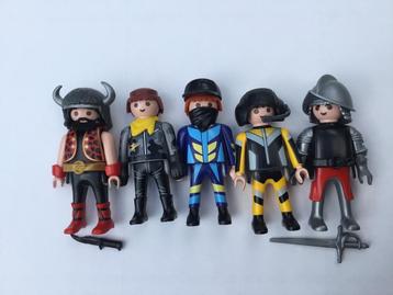 Playmobil diverse poppetjes, oa ridders en dames beschikbaar voor biedingen