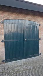 Hardhouten openslaande garagedeuren - 225x235cm, Doe-het-zelf en Verbouw, Deuren en Horren, Ophalen, Gebruikt, Garagedeur, Hout