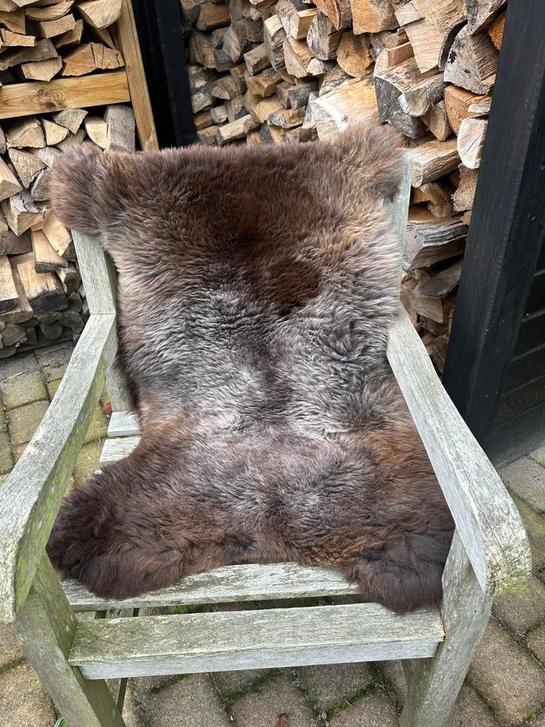 Te koop nieuwe schapenvacht, Huis en Inrichting, Woonaccessoires | Plaids en Woondekens, Ophalen of Verzenden, Nieuw