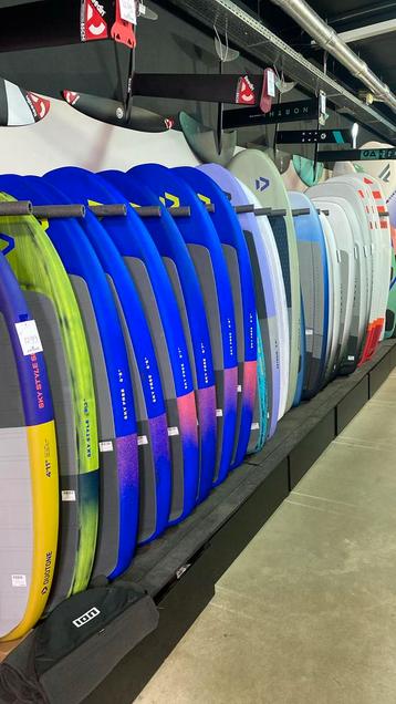 Wing boards diverse Duotone Reedin North beschikbaar voor biedingen