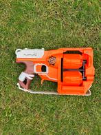 Nerf Zombie Strike Flipfury met 2 Magazijnen, Kinderen en Baby's, Speelgoed | Buiten | Actiespeelgoed, Ophalen of Verzenden, Zo goed als nieuw