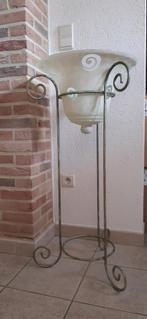 Decoratie pot op staander of bloempot, Ophalen, Zo goed als nieuw