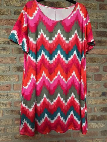 Nieuw! Super leuke zigzag jurk groen wit roze, 2xl is 46 beschikbaar voor biedingen