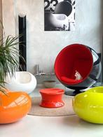 Vintage meubelen stoelen winkel meubels furniture store Adam, Huis en Inrichting, Banken | Complete zithoeken, Vintage design space age midcentury dutch italian