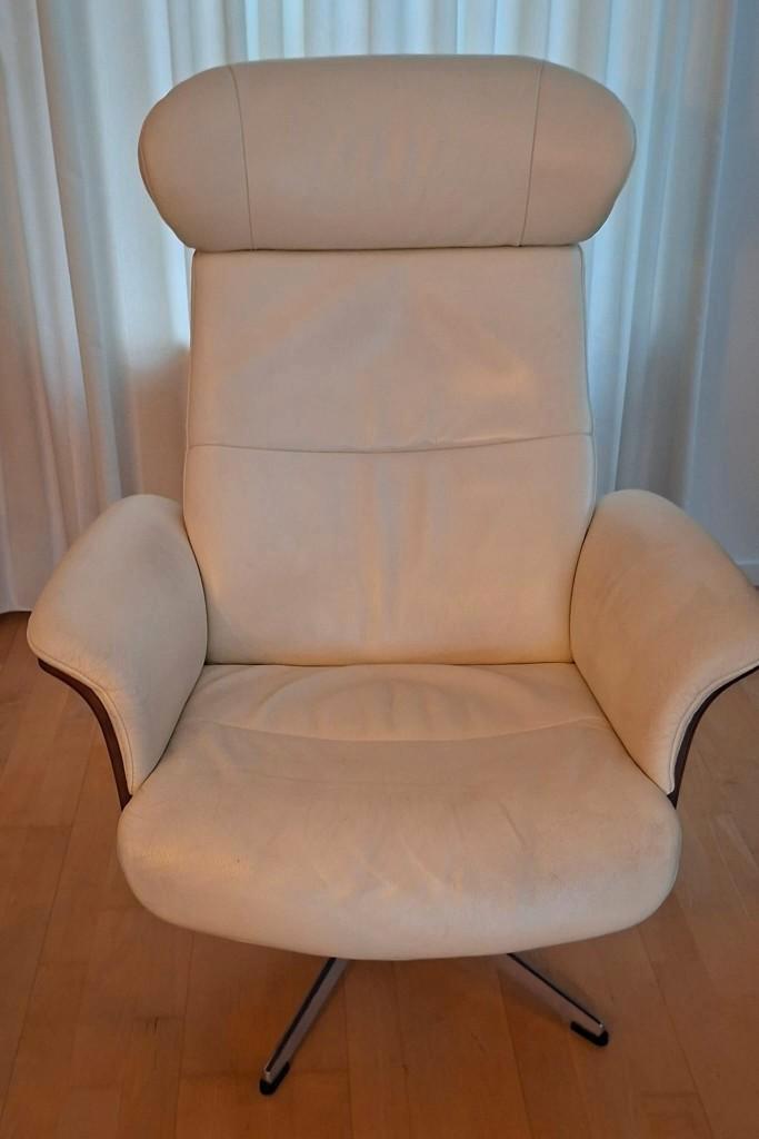 Twee fauteuils van Time Out + Hocker, Huis en Inrichting, Fauteuils, Zo goed als nieuw, Leer, Metaal, 50 tot 75 cm, 75 tot 100 cm