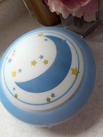 Plafonnière  babykamer  beschikbaar voor biedingen