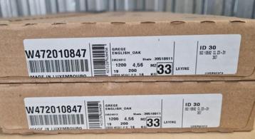 Verschillende soorten Tarkett plak PVC vloer (rest) beschikbaar voor biedingen