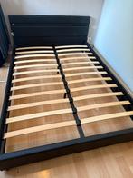 Bed, Ophalen, Zwart, 140 cm, Zo goed als nieuw