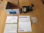 1 shimano 4500 baitrunner molen met boekjes en doos, Watersport en Boten, Ophalen, Zo goed als nieuw, Molen