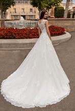 Pronovias Vita Trouwjurk incl sluier - 1x Gedragen, Ophalen of Verzenden, Zo goed als nieuw, Wit, Trouwjurk