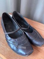 Bruine dames schoenen Hush Puppies maat 40, Kleding | Dames, Schoenen, Ophalen, Zo goed als nieuw