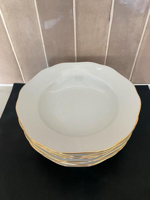 Bohemia Diepe Borden Set 8 stuks- Gouden Rand, Antiek en Kunst, Antiek | Servies los, Ophalen of Verzenden