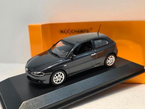 Alfa romeo 147 2005 Zwart - 1:43 Maxichamps, Hobby en Vrije tijd, Modelauto's | 1:43, Nieuw, Auto, Ophalen of Verzenden