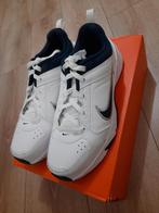 44 nummer Nike Sneakers z.g.a.n, Ophalen, Zo goed als nieuw